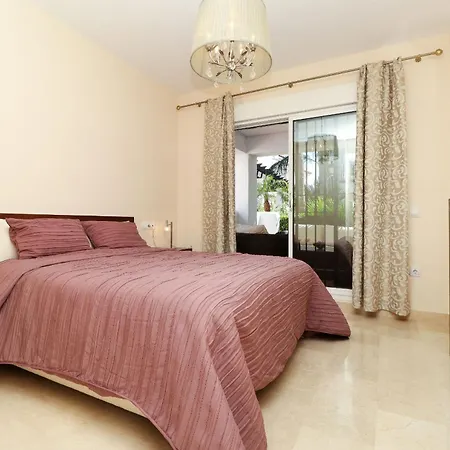 Апартаменты San Pedro De Alcantara Beachside *