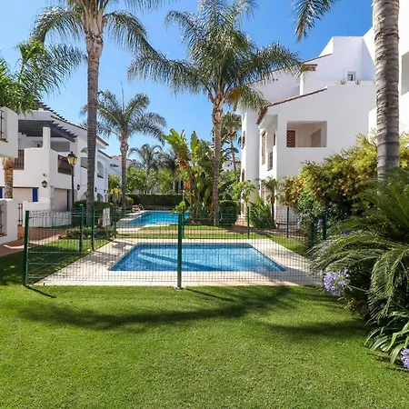 San Pedro De Alcantara Beachside Апартаменты *